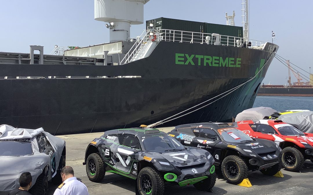 Extreme E – Electric car off-road racing in Senegal